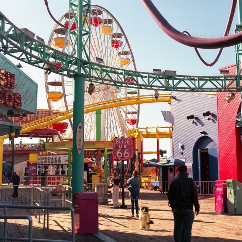 fair ferris wheel amusement park