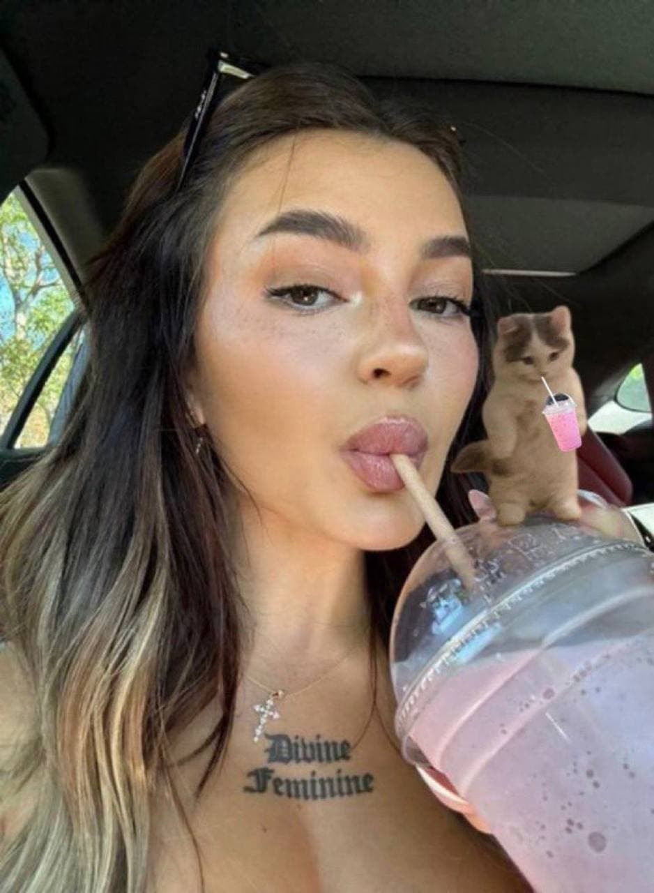 drink girl sexy gyatt